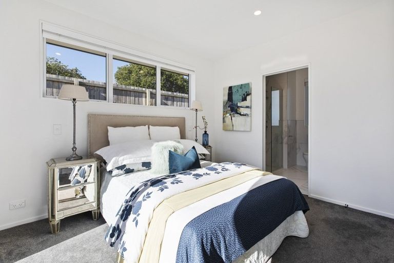 Photo of property in 53 Rodney Street, Howick, Auckland, 2014