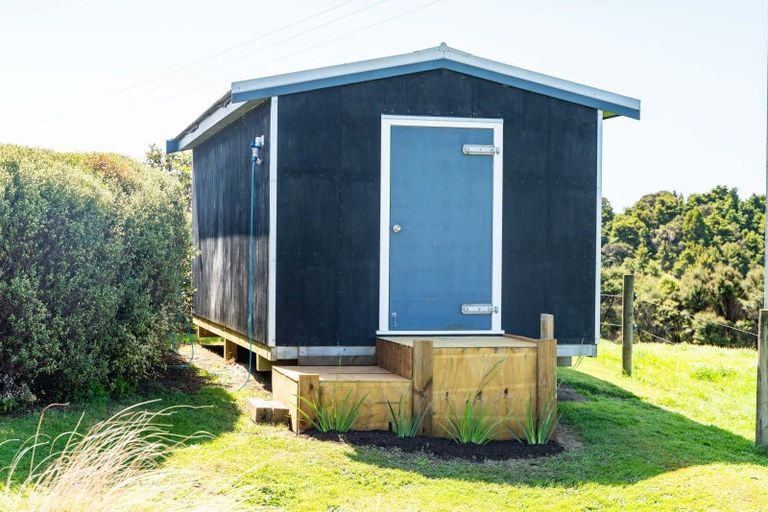 Photo of property in 347 Campbell Road, Parua Bay, Onerahi, 0192