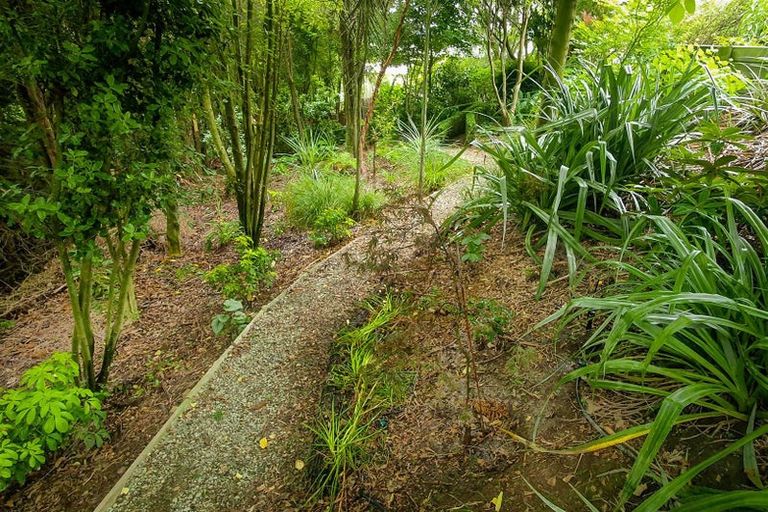 Photo of property in 15 Hillview Place, Pleasant Point, 7903