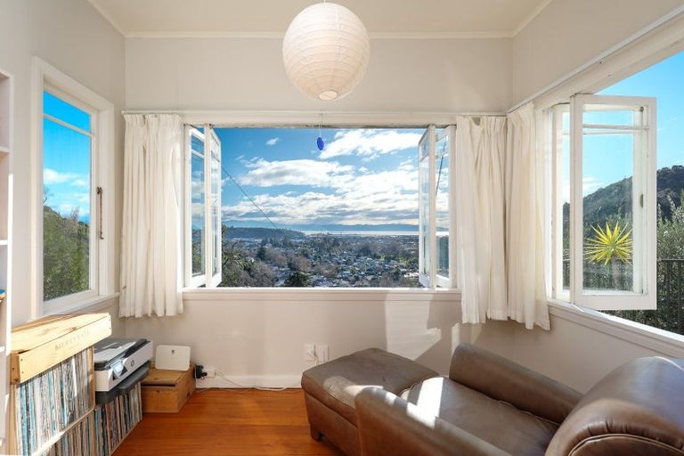 Photo of property in 120 Cleveland Terrace, Maitai, Nelson, 7010