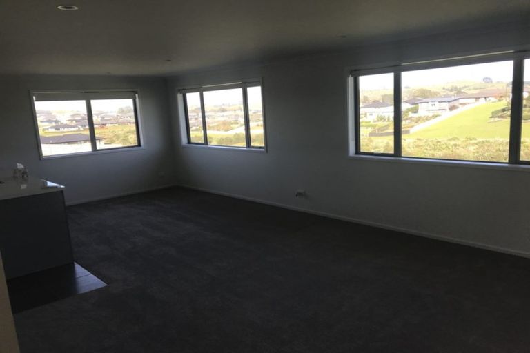 Photo of property in 20 Raithburn Terrace, Pokeno, 2402