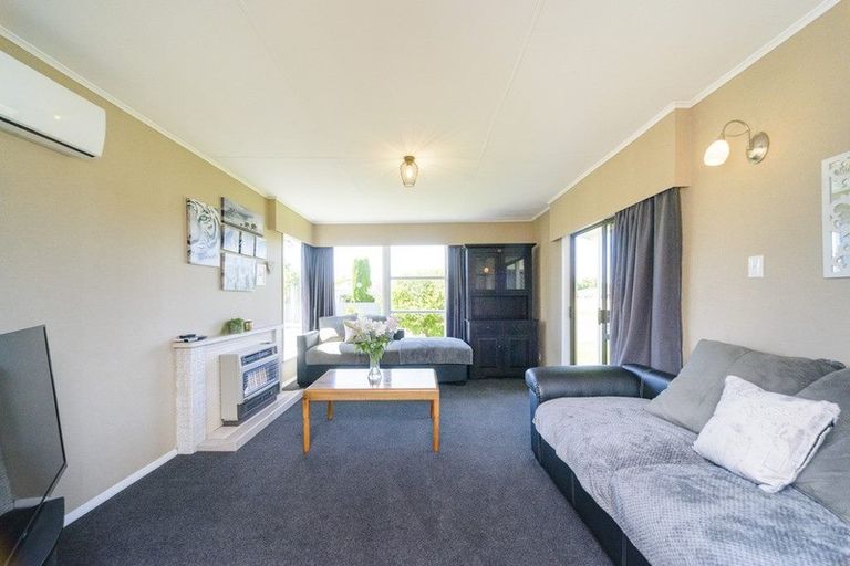 Photo of property in 43 Sutherland Crescent, Westbrook, Palmerston North, 4412