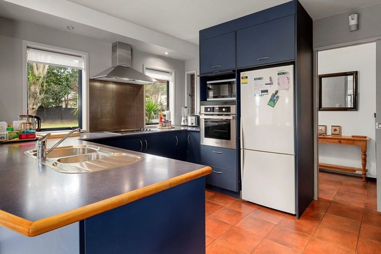 Photo of property in 174 Gravatt Road, Papamoa Beach, Papamoa, 3118