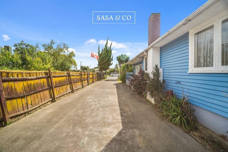 Photo of property in 6 Tidal Road, Mangere, Auckland, 2022