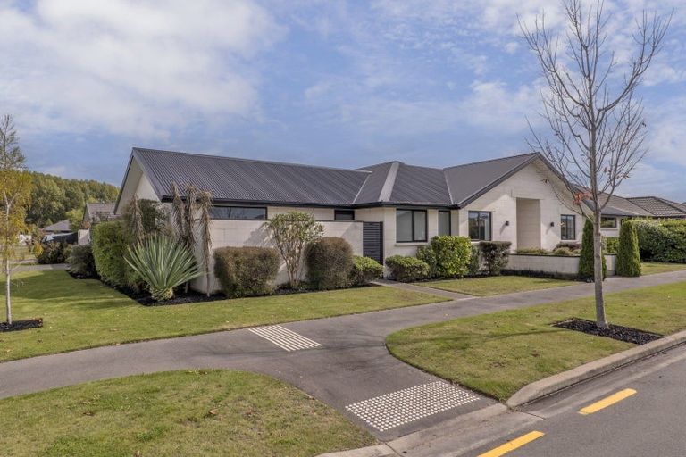 Photo of property in 6 Emma Street, Marshland, Christchurch, 8083