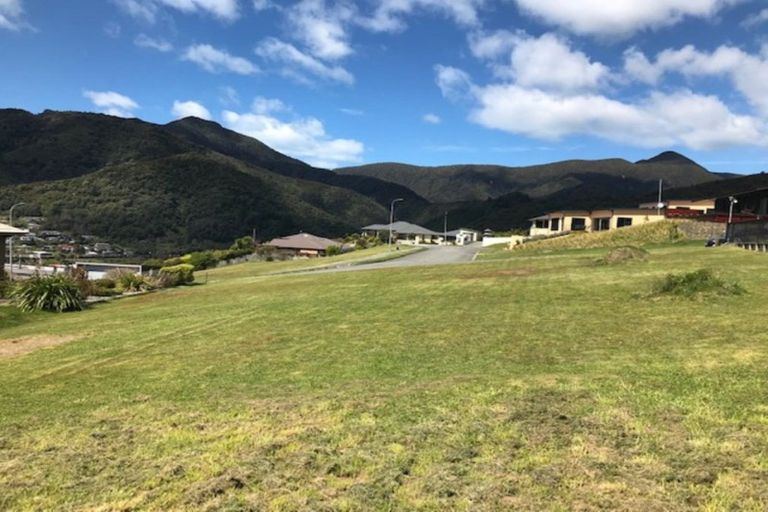 Photo of property in 26 Harbour View Heights, Picton, 7220