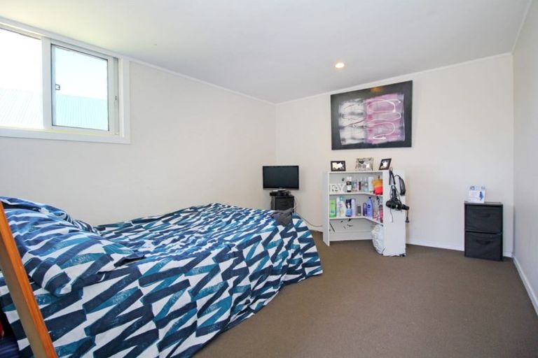 Photo of property in 1 Montego Place, Weymouth, Auckland, 2103