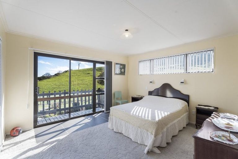 Photo of property in 284 High Street, Eltham, 4322