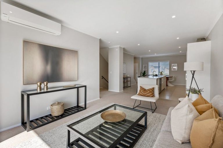 Photo of property in 11 Danga Lane, Hobsonville, Auckland, 0616