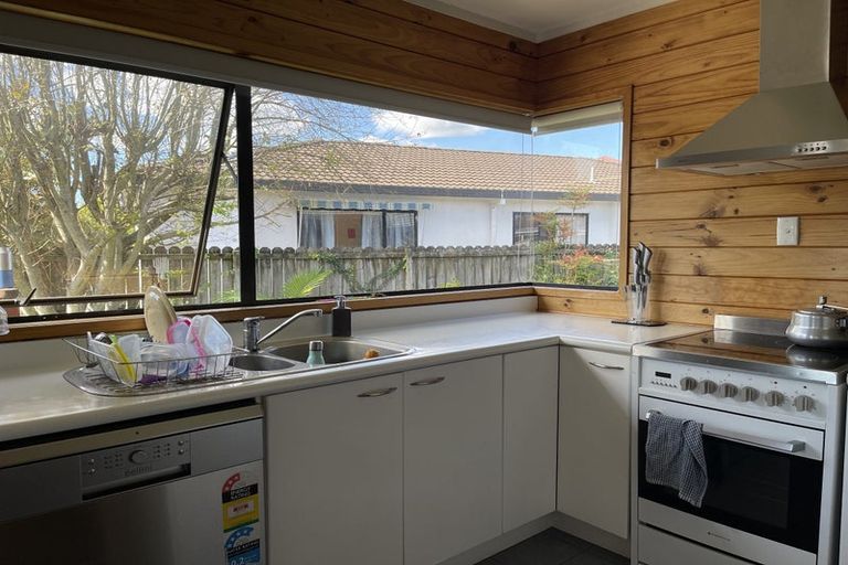 Photo of property in 19 Dana Place, Somerville, Auckland, 2014