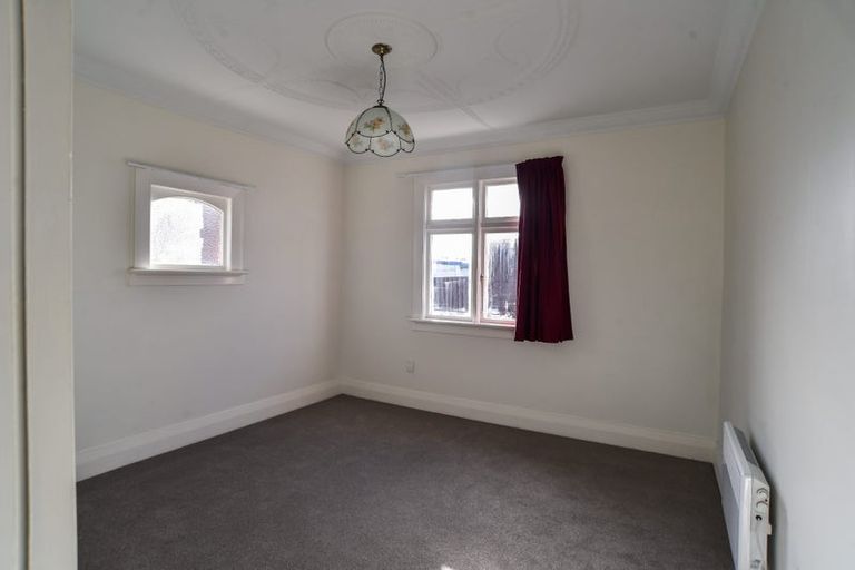 Photo of property in 168 Macandrew Road, South Dunedin, Dunedin, 9012