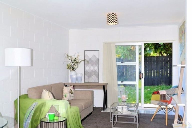 Photo of property in 5/21a Landscape Road, Papatoetoe, Auckland, 2025