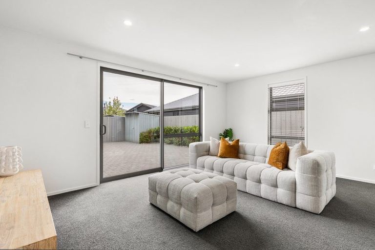 Photo of property in 37 Jones Avenue, Lower Shotover, Queenstown, 9304