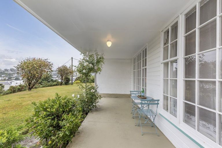 Photo of property in Regency Flats, 6/29-45 Miramar North Road, Miramar, Wellington, 6022