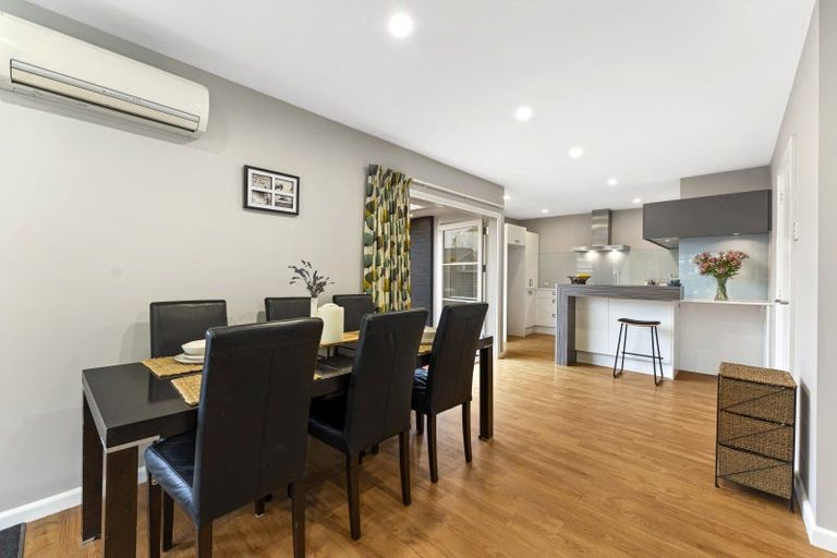 Photo of property in 19 Centaurus Road, Cashmere, Christchurch, 8022