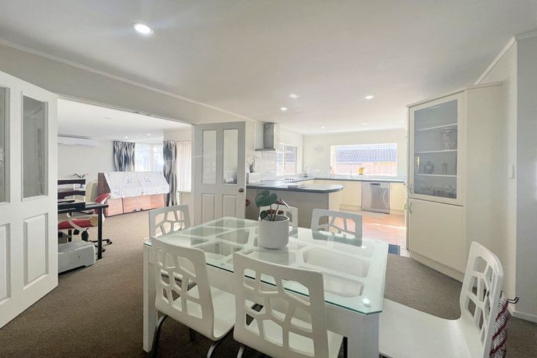 Photo of property in 116 Millhouse Drive, Northpark, Auckland, 2013