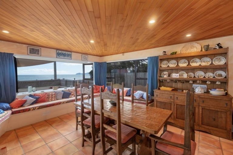 Photo of property in 56 The Parade, Paekakariki, 5034