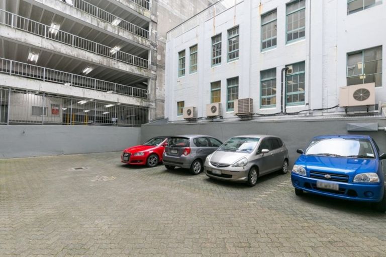 Photo of property in Invincible House, 13/161 Willis Street, Te Aro, Wellington, 6011