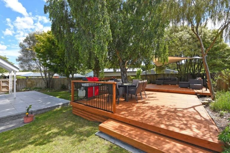 Photo of property in 14 Donegal Grove, Birchville, Upper Hutt, 5018