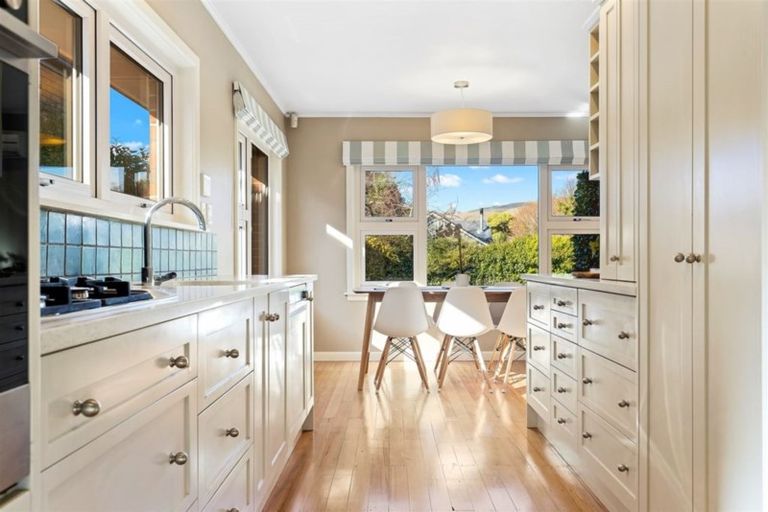 Photo of property in 115 Saint Martins Road, Saint Martins, Christchurch, 8022