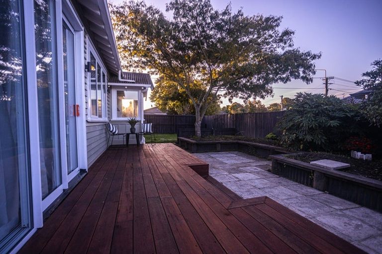 Photo of property in 14 Saint Martins Road, Saint Martins, Christchurch, 8022