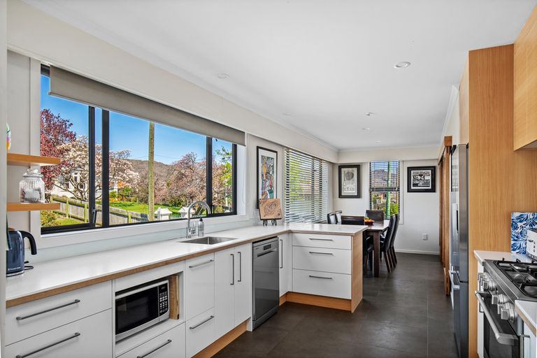 Photo of property in 2 Chapple Street, Alexandra, 9320