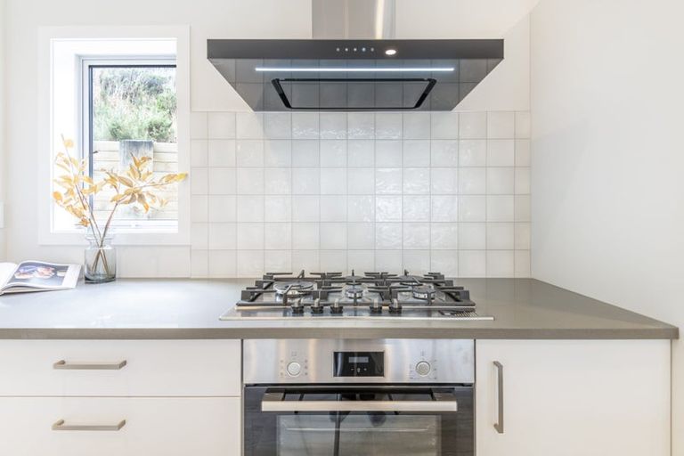 Photo of property in 27 Farnworth Terrace, Churton Park, Wellington, 6037