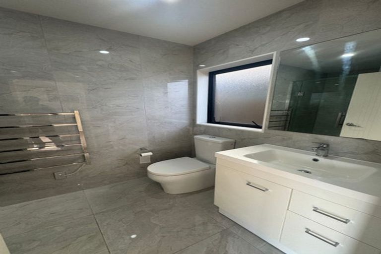 Photo of property in 58b Cambridge Terrace, Papatoetoe, Auckland, 2025