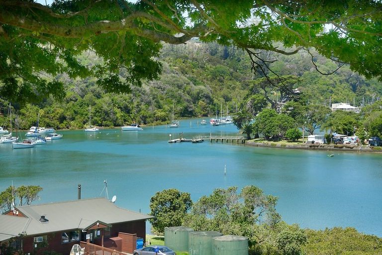 Photo of property in 67 Duck Creek Road, Stillwater, Silverdale, 0993