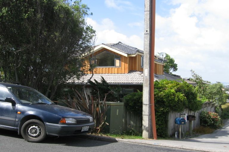 Photo of property in 24a Parr Terrace, Castor Bay, Auckland, 0620