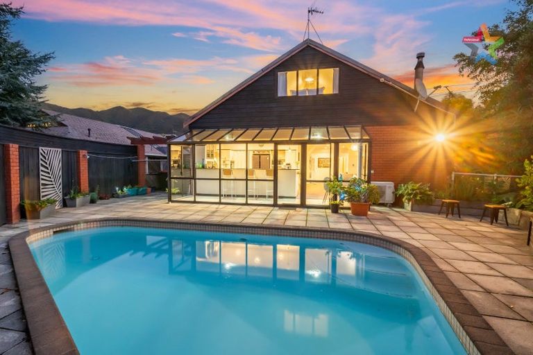 Photo of property in 13 Rossiter Avenue, Waterloo, Lower Hutt, 5011