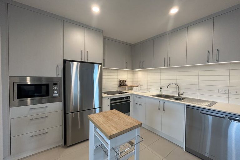 Photo of property in 105/6 Waikumete Road, Glen Eden, Auckland, 0602