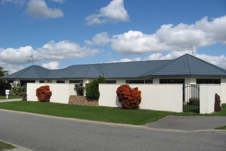 Photo of property in 1 Cressy Place, Darfield, 7510
