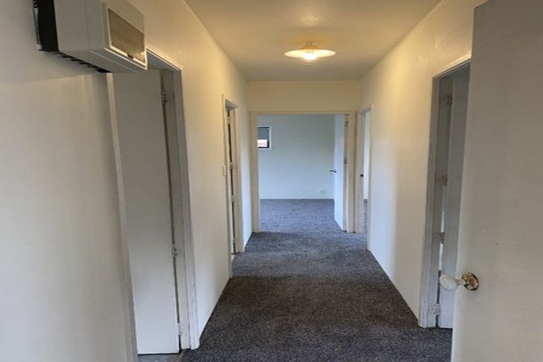 Photo of property in 9a Foxlaw Street, Randwick Park, Auckland, 2105