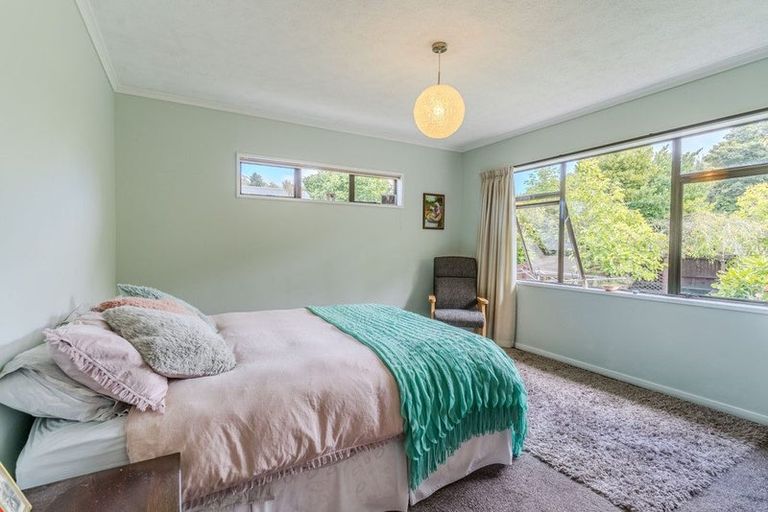 Photo of property in 84 Glenross Street, Glenross, Dunedin, 9011