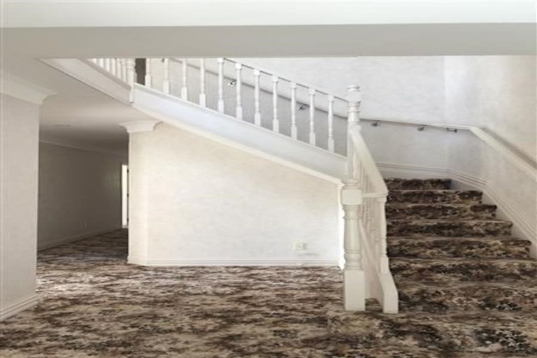 Photo of property in 26 Awhiorangi Promenade, Swanson, Auckland, 0816