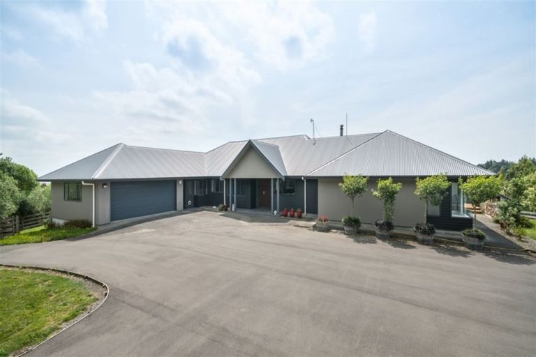Photo of property in 389 Kahuterawa Road, Linton, Palmerston North, 4472