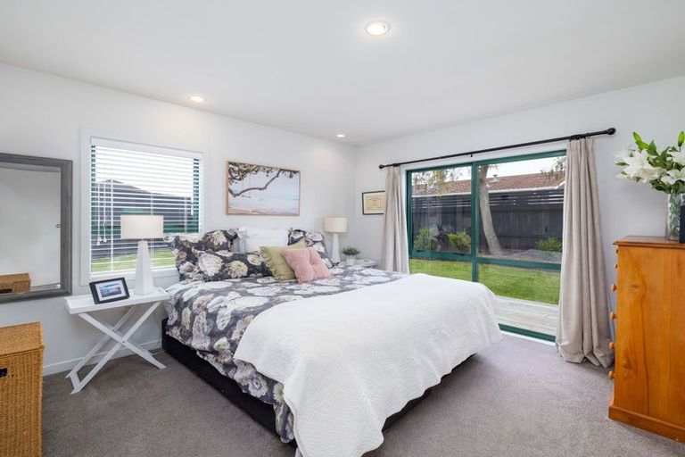 Photo of property in 3 Chilton Drive, Mairehau, Christchurch, 8052