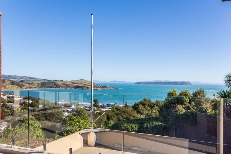 Photo of property in 9 Lily Close, Camborne, Porirua, 5026