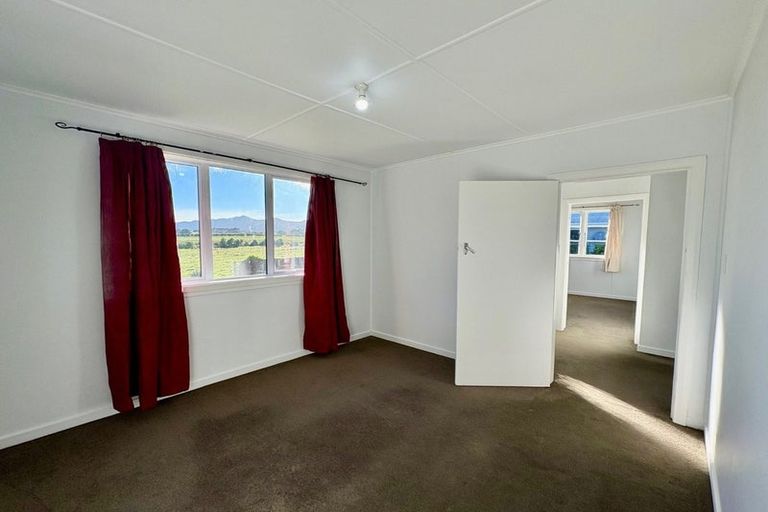 Photo of property in 29a Carthew Street, Okato, 4335