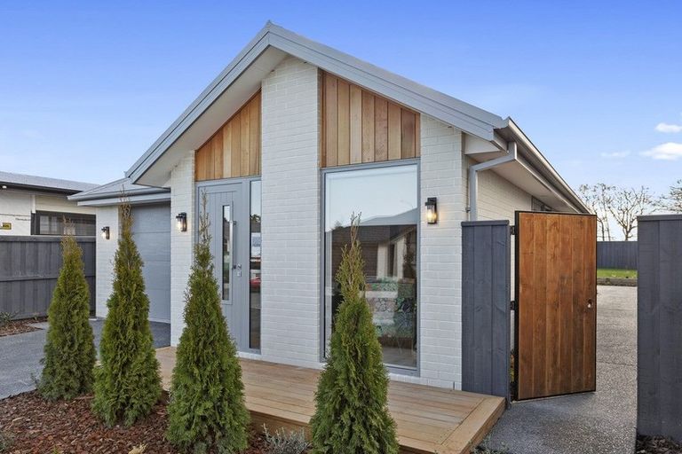 Photo of property in 23 Croydon Street, Woodend, 7610