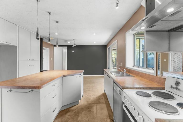 Photo of property in 36 Seymour Street, Hornby, Christchurch, 8042