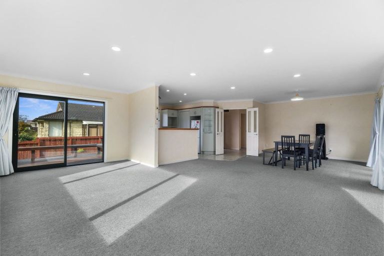 Photo of property in 30 Hillcrest Street, Tirau, 3410