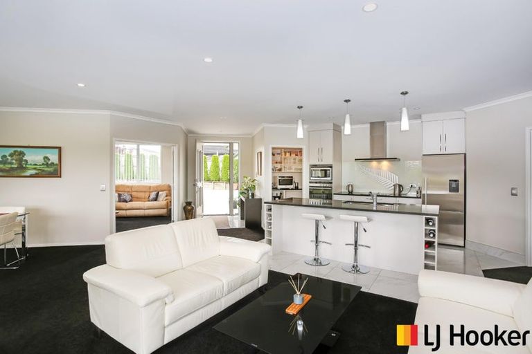 Photo of property in 19 Hillpark Drive, Pokeno, 2402