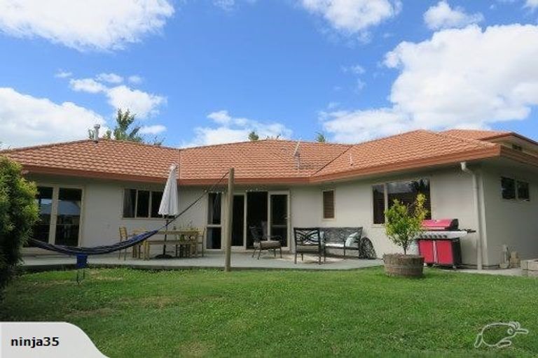 Photo of property in 28 Russell Robertson Drive, Havelock North, 4130