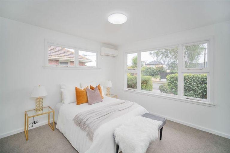 Photo of property in 53 Greendale Avenue, Avonhead, Christchurch, 8042