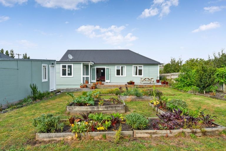 Photo of property in 33 Revans Street, Featherston, 5710