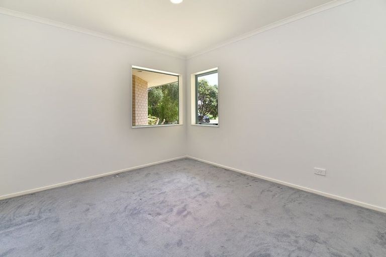 Photo of property in 81 Alec Craig Way, Gulf Harbour, Whangaparaoa, 0930