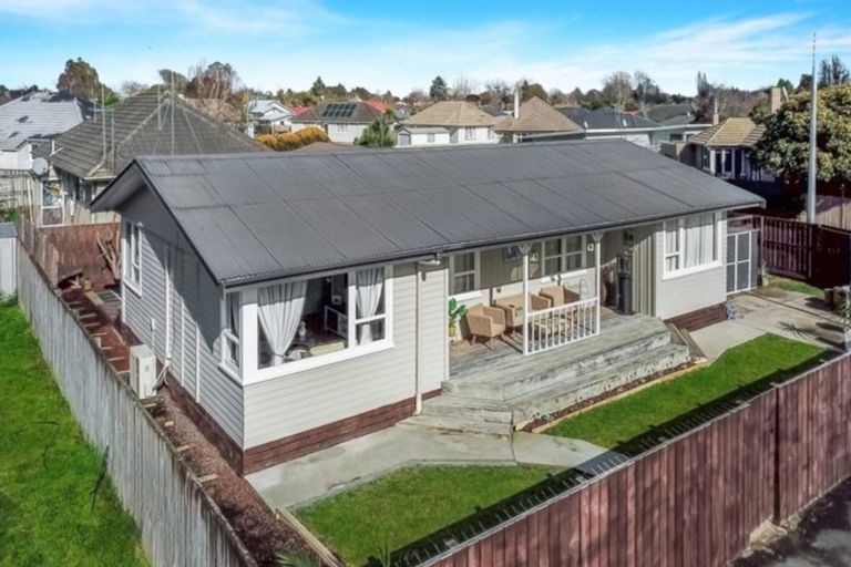 Photo of property in 1 Le Quesne Place, Fairfield, Hamilton, 3214