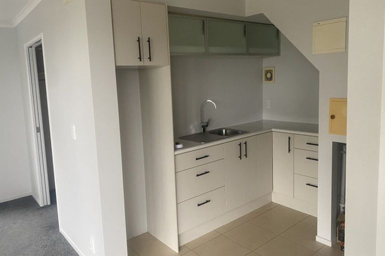 Photo of property in 41 Lavelle Road, Henderson, Auckland, 0612